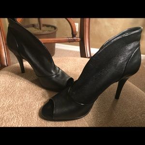 9West Black leather heels